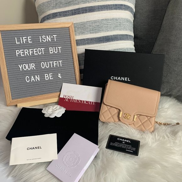 Chanel Archi - Wallet On Chain WOC - Picture 1 of 14
